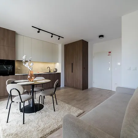Janickiego Superior By Bookinghost Apartment Poznan