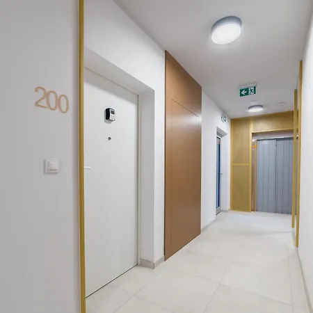 Janickiego Superior By Bookinghost Apartment