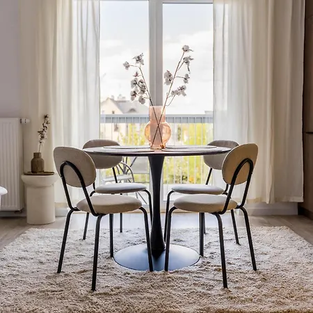Apartment Janickiego Superior By Bookinghost